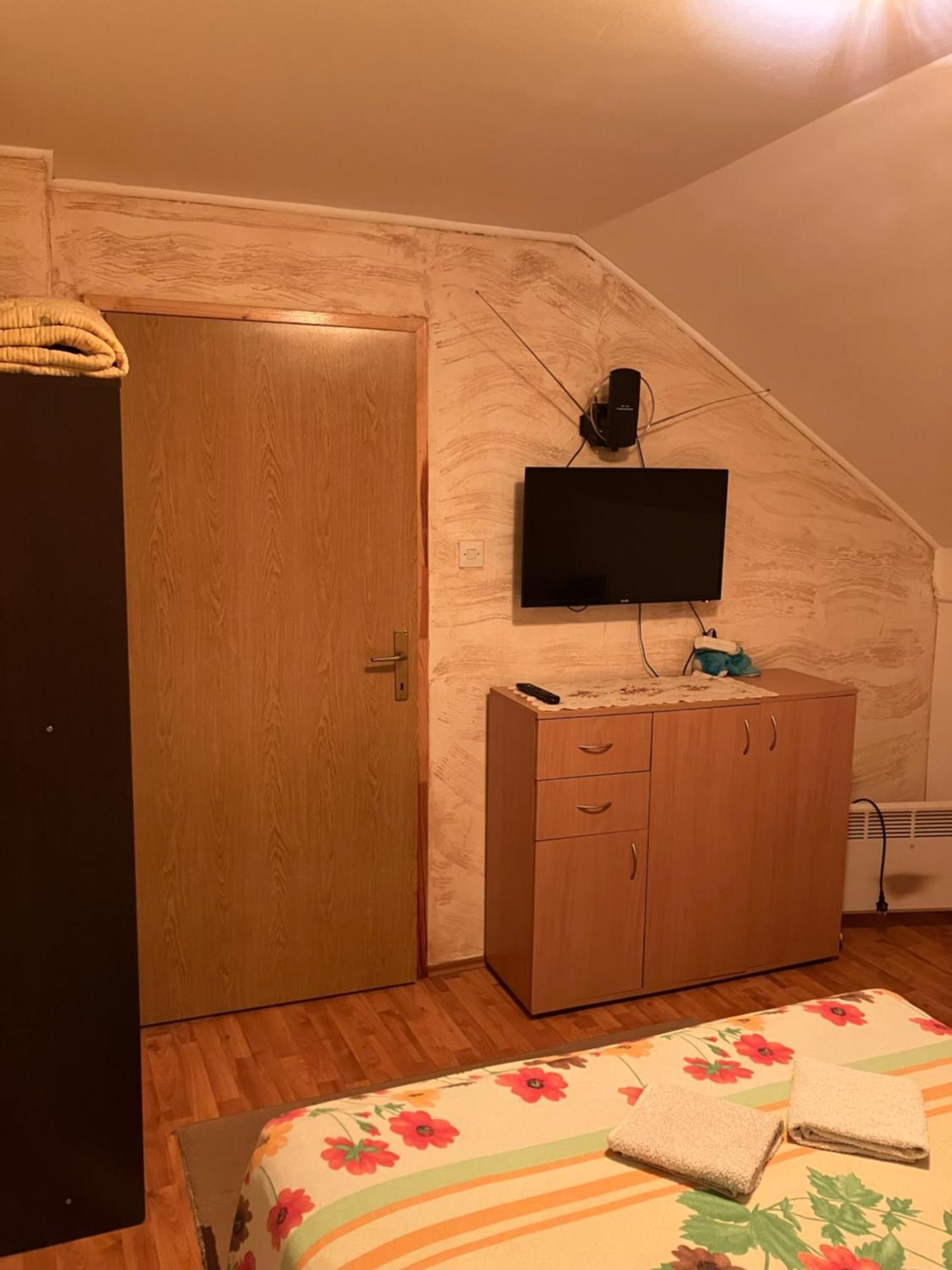 Apartmani Rada Ζλάτιμπορ Εξωτερικό φωτογραφία